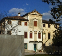 Villa Emilia [fonte: Paolo Steffan - Wikipedia.org]